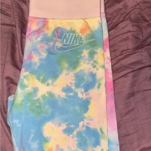 Nike Tie-Dye Leggings